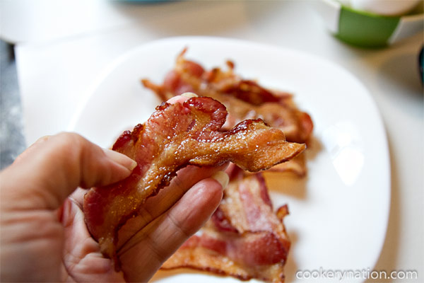 Cook the bacon and set it aside.