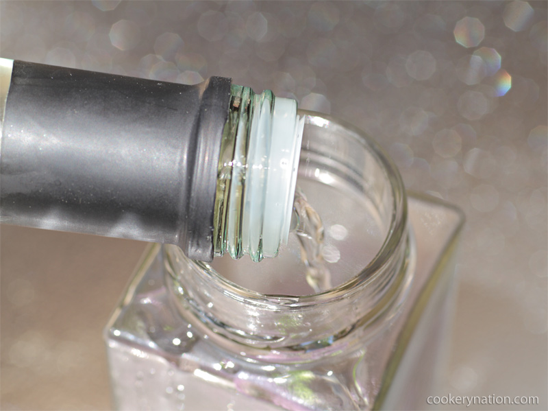 Completely cover the blossoms with vinegar